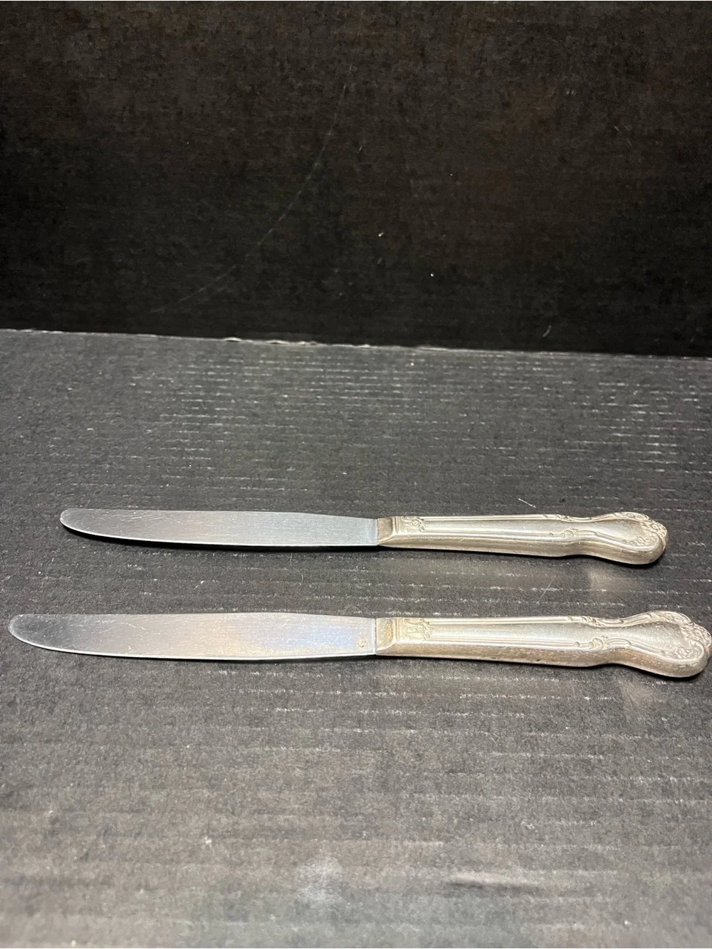 2 Butter knives Rogers Bro 1847 First Love Story Replacement Silverware